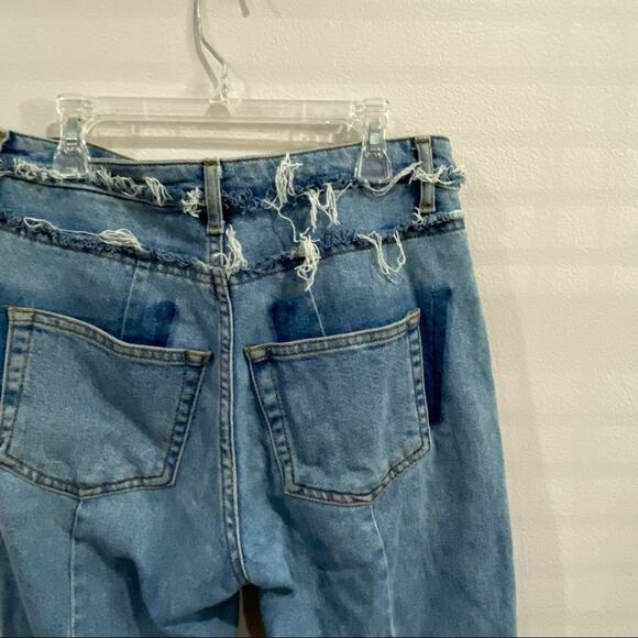 Topshop MOTO Panelled Step Hem High Rise Jeans Size 26 Light Wash Denim - Picture 6 of 9